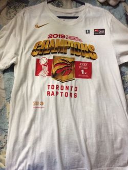 Raptors NBA finals locker room tshirt Size L