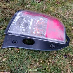 2011 Subaru forester tail light