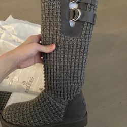 Brand new Womens UGG Classic Solene Tall Knit Boot CHRC Charcoal Gray size 6