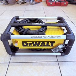 DeWalt Pressure Washer, Model: DWPW2600