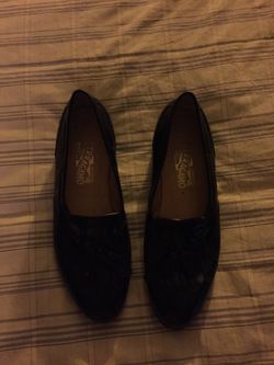 Salvatore Ferragamo Made in Italy size 10 D Gently used black shoes