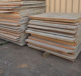 Used HDO 3/4in plywood 4x6ft