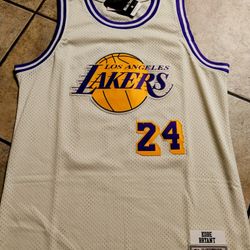 Los Angeles Lakers Jersey Kobe Bryant 