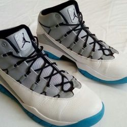 JORDAN Shoes, sneakers. Jordans. Men's shoes. Size 10 US, 44 eu. Basketball shoes Kicks Sneaks Michael Jordan