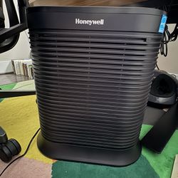 Honey Well Room Air Purifier - 350sq Feet