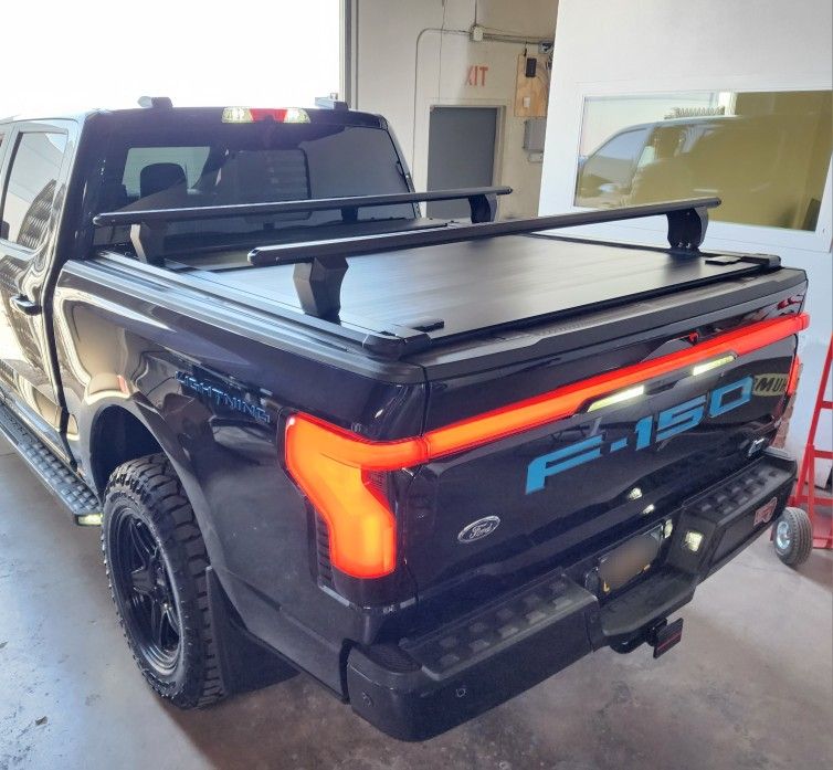 2022-2026 Ford F150 Lightning SyneticUSA Hard Aluminum Off-Road Pro Manual Retractable Tonneau Cover 5.5ft Short Bed
