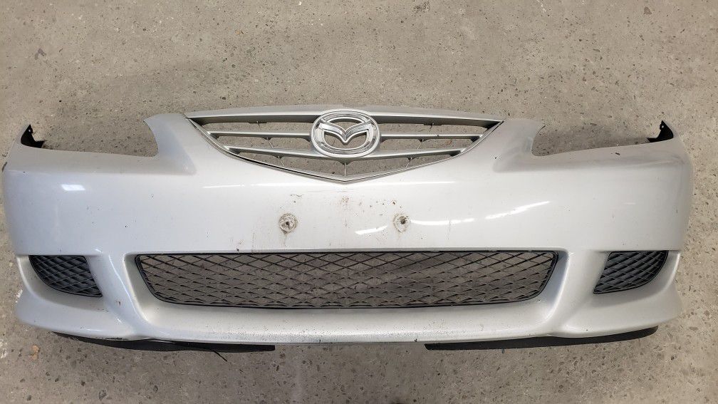 2003-2005 Mazda 6 front bumper assembly