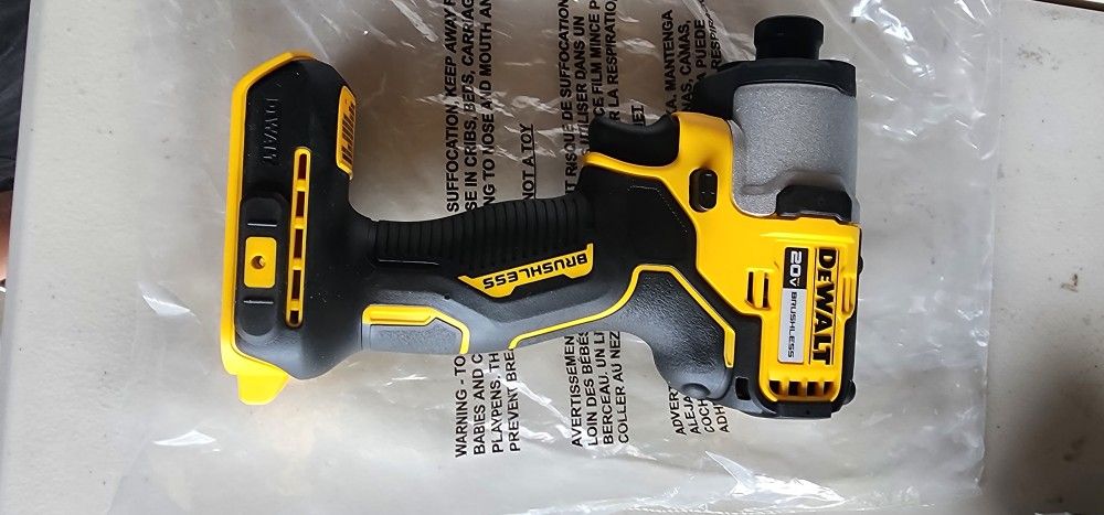 20 V Dewalt Impact Dril