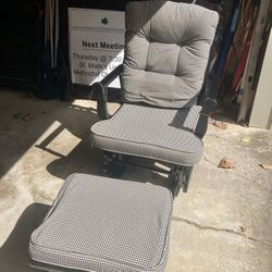 Classic Style Rocking Chair W/ Foot Stool, Black Wood/Gray Plaid Cushions