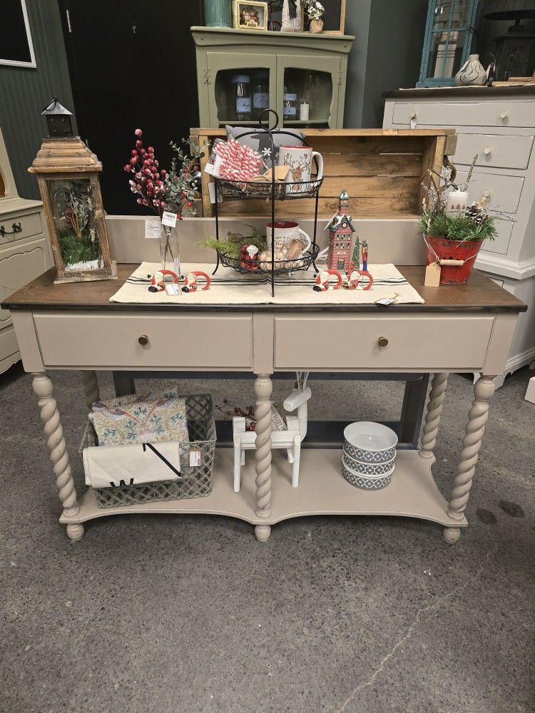 Bombay Company Console Table
