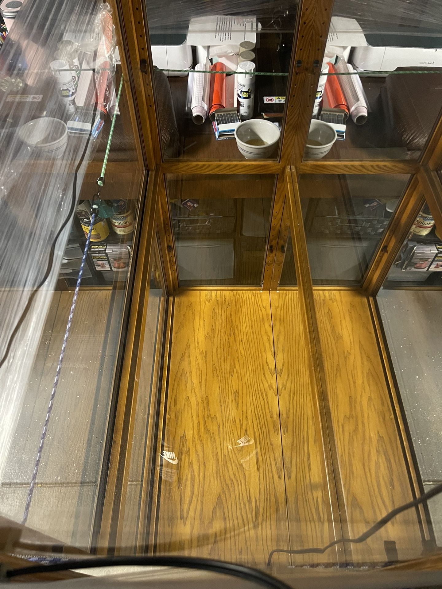 Howard Miller Parkview Curio Cabinet Hutch