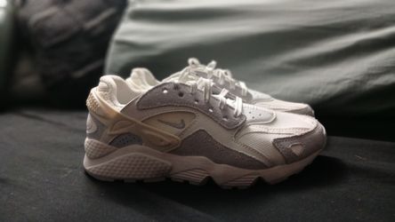 Nike Air Huarache White Grey Sneakers
