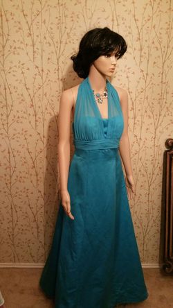 Beautiful Teal Gown Prom /Homecoming