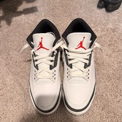 Size 8.5 Jordan 3