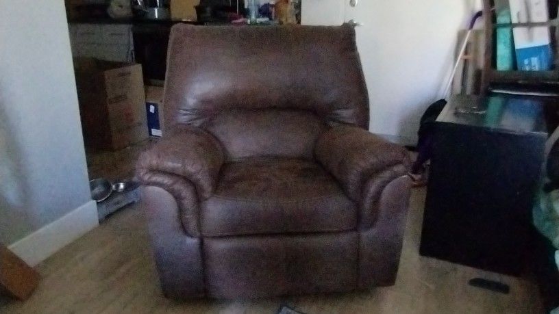 Rocker/Recliner