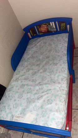 Lightning McQueen bed