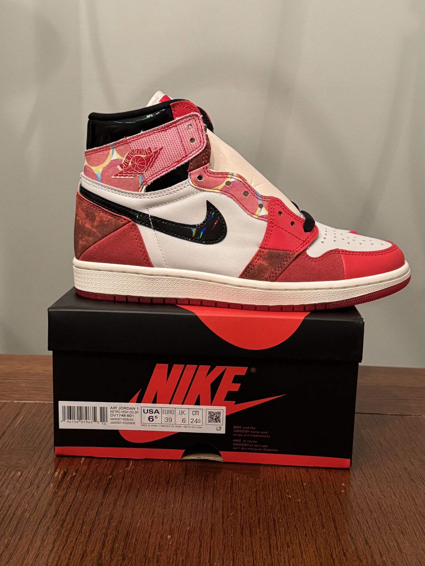 Deadstock Jordan Retro 1 Spider-Man Size 7.5