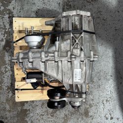 18-21 Ford Expedition 3.5L Transfer Case Elec Shift ID JL14-7A195-CA 77K #251141