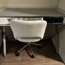 Functional Mirror Desk