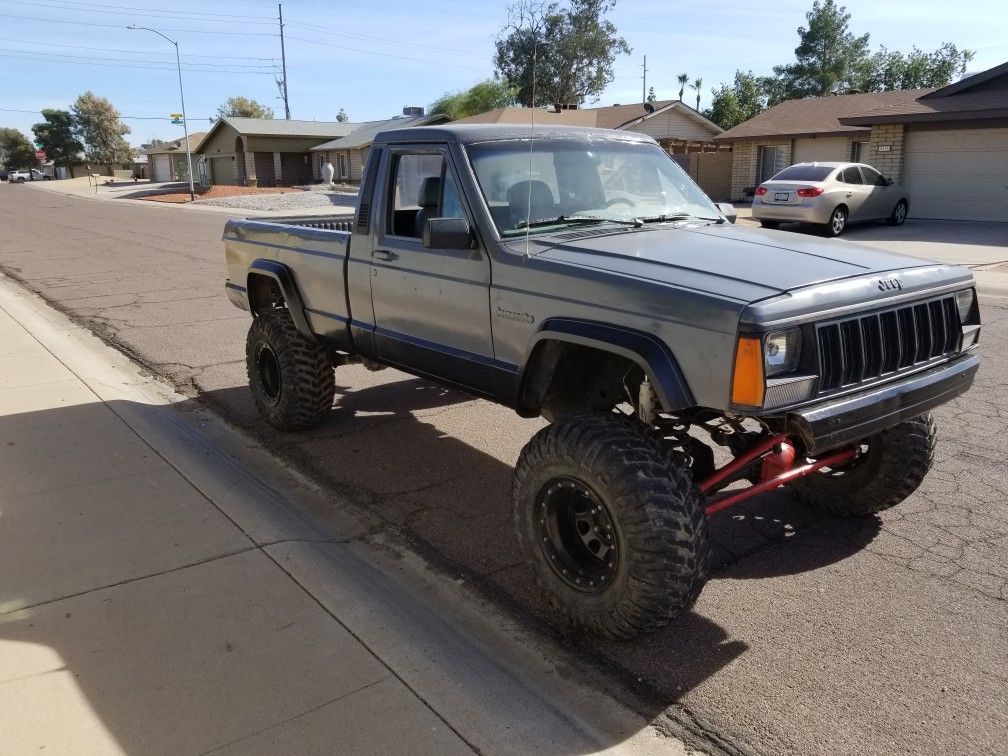 Lifted jeep Comanche