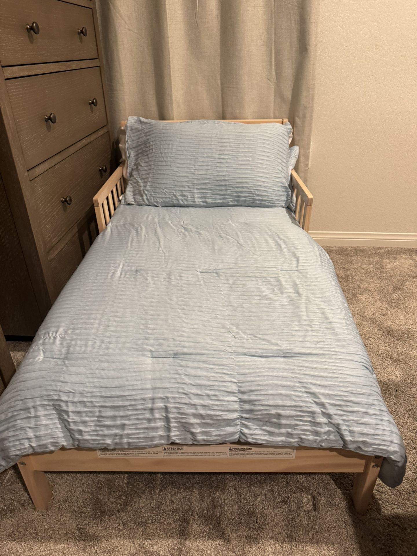 Kids toddler bed