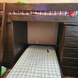 Twin Wooden  Bunk Bed