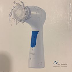 4 In 1 Facial Cleansing Brush 