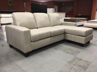Mini L sectional
