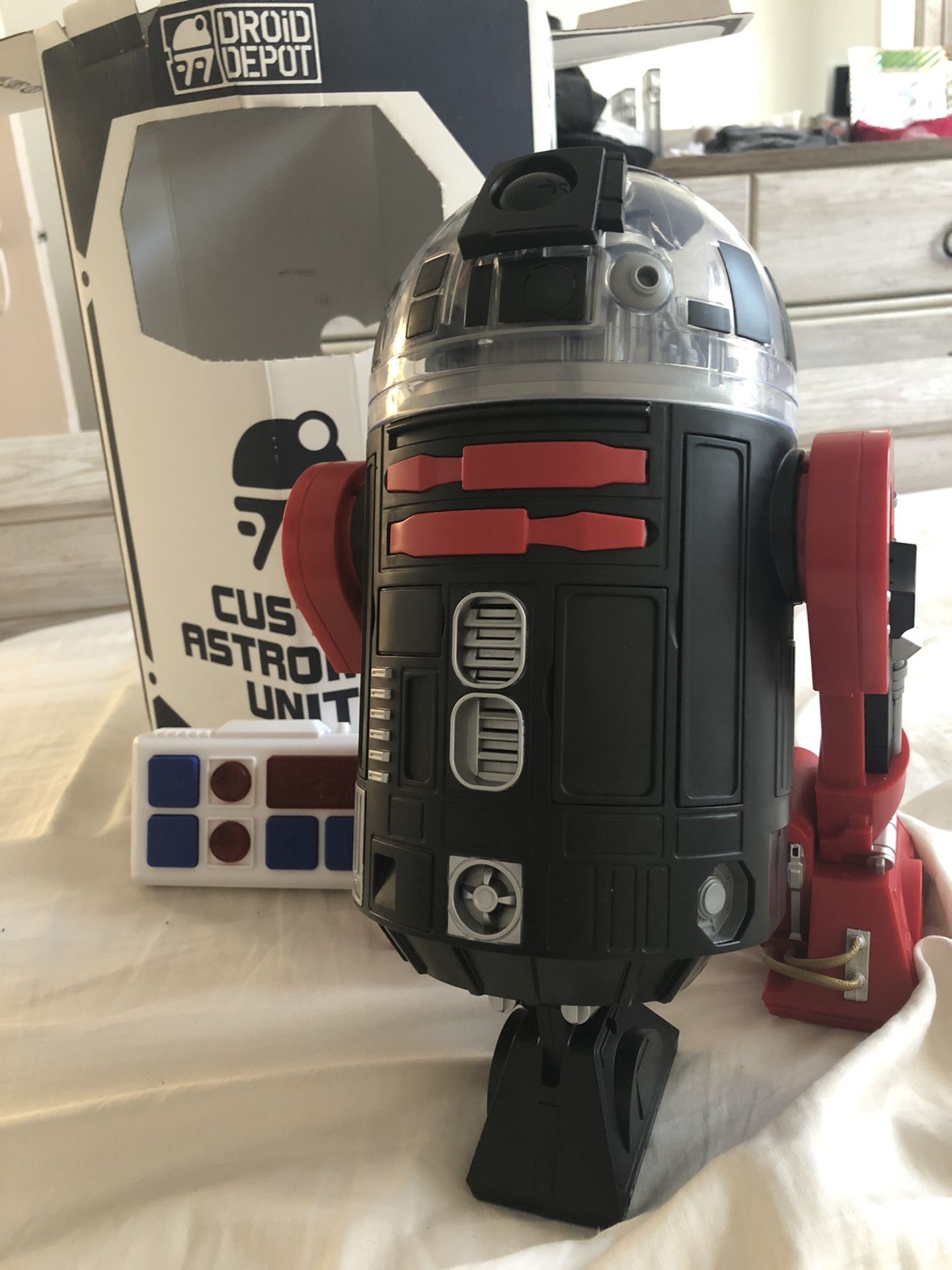 Star Wars Galaxy’s Edge Custom Built Astromech R-Series R2-D2 - Personality Chip