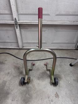 PitBull Motorcycle Stand