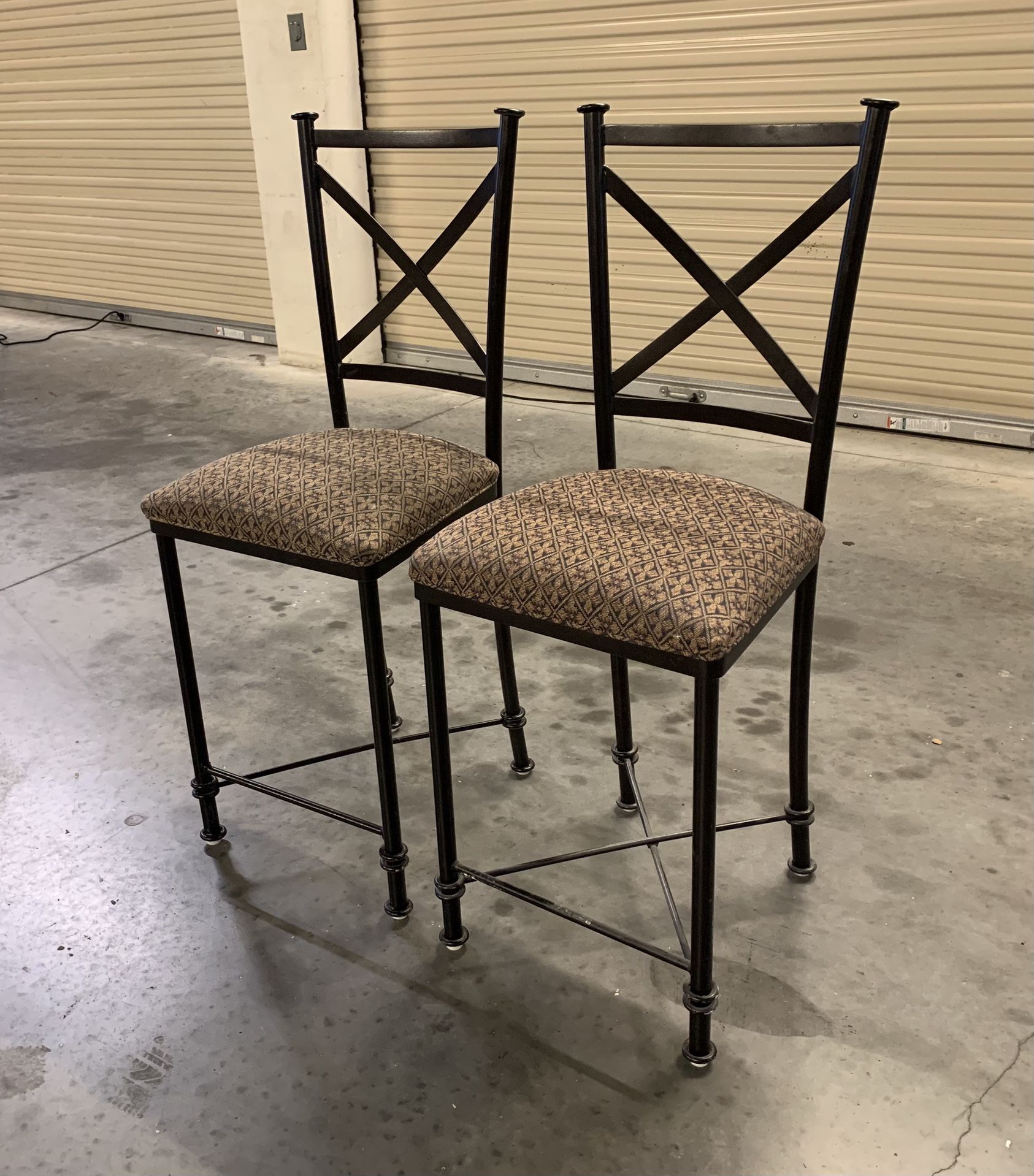 $20 for (2) Counter Height Metal Barstools