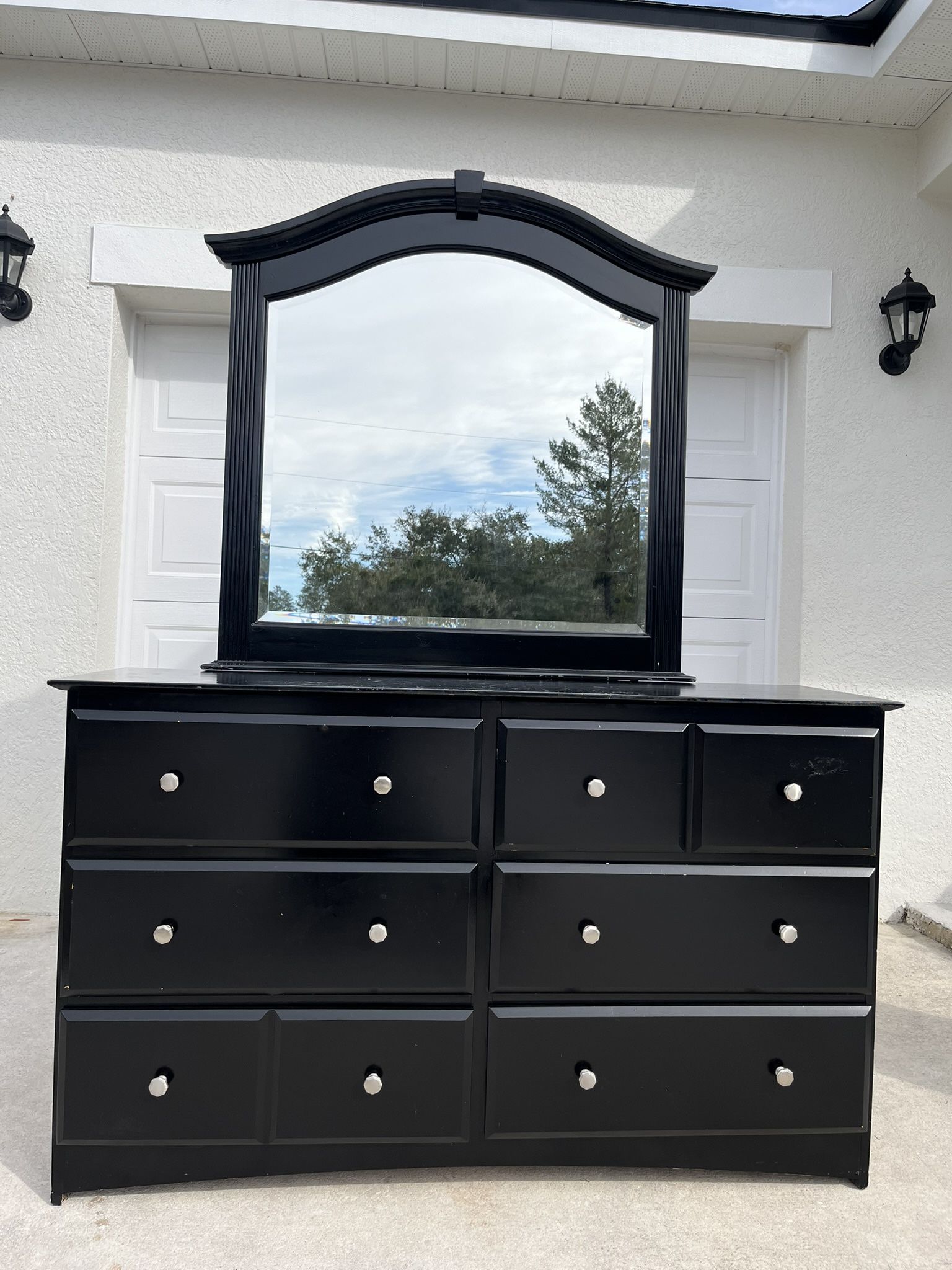 Black Dresser