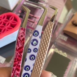 Lash Tweezers