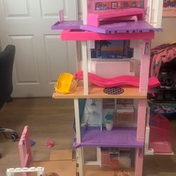 Free Barbie doll house
