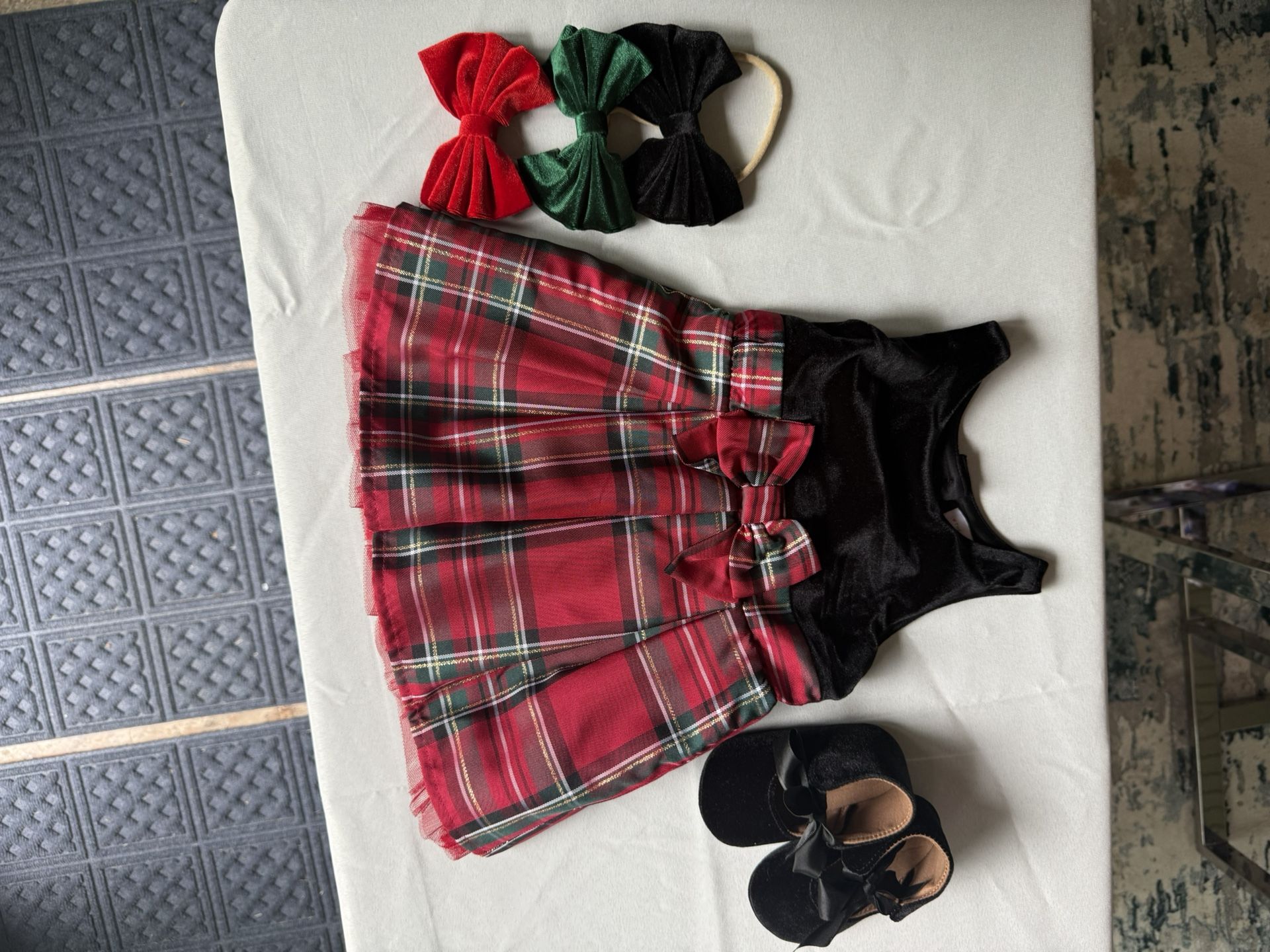 Plaid Holiday Dress With Acessories