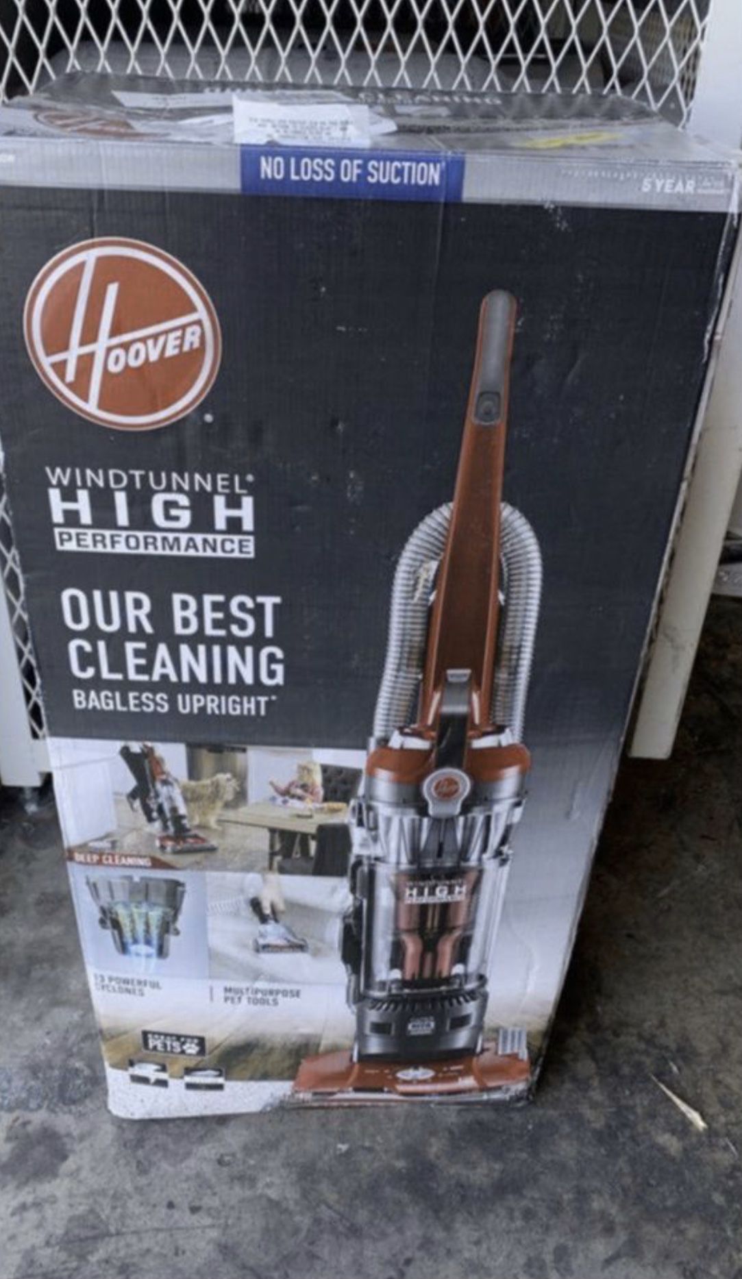 Hoover - WindTunnel 3 High Performance Pet Bagless Upright Vacuum cleaner