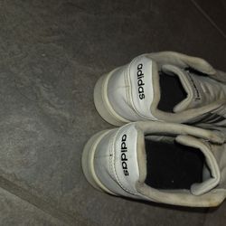 Woman's Size 7 Adidas