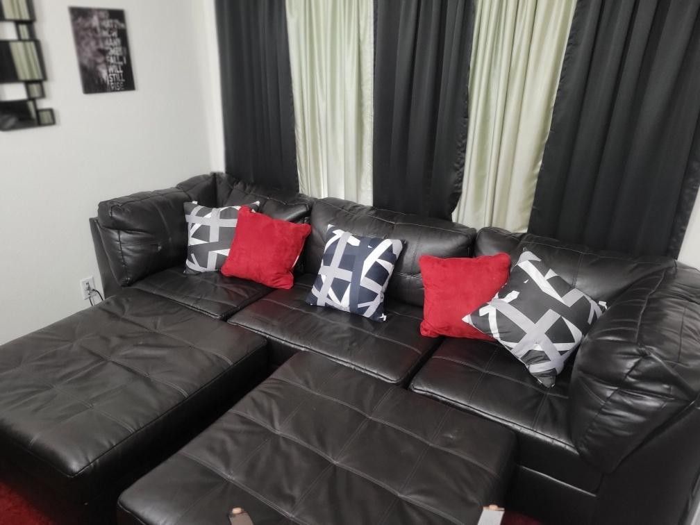 Game Room Furniture Set With TV and Cabinet