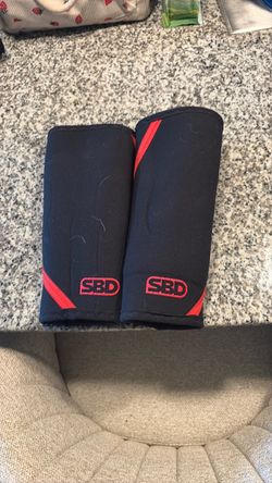 SBD knee sleeves