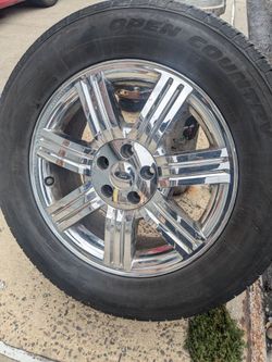 Ford Explorer 18 inch Tires & Rims Set