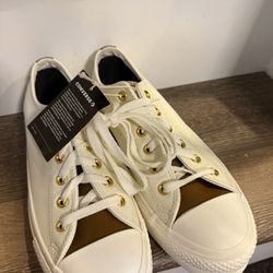 Brand New Converse Sneakers Size 8.5 Mens 10.5 Women 