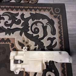 2000 GMC Windshield Washer Reservoir 