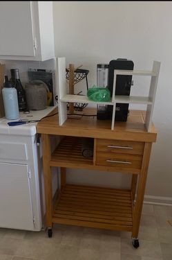 Kitchen island/Rolling cart