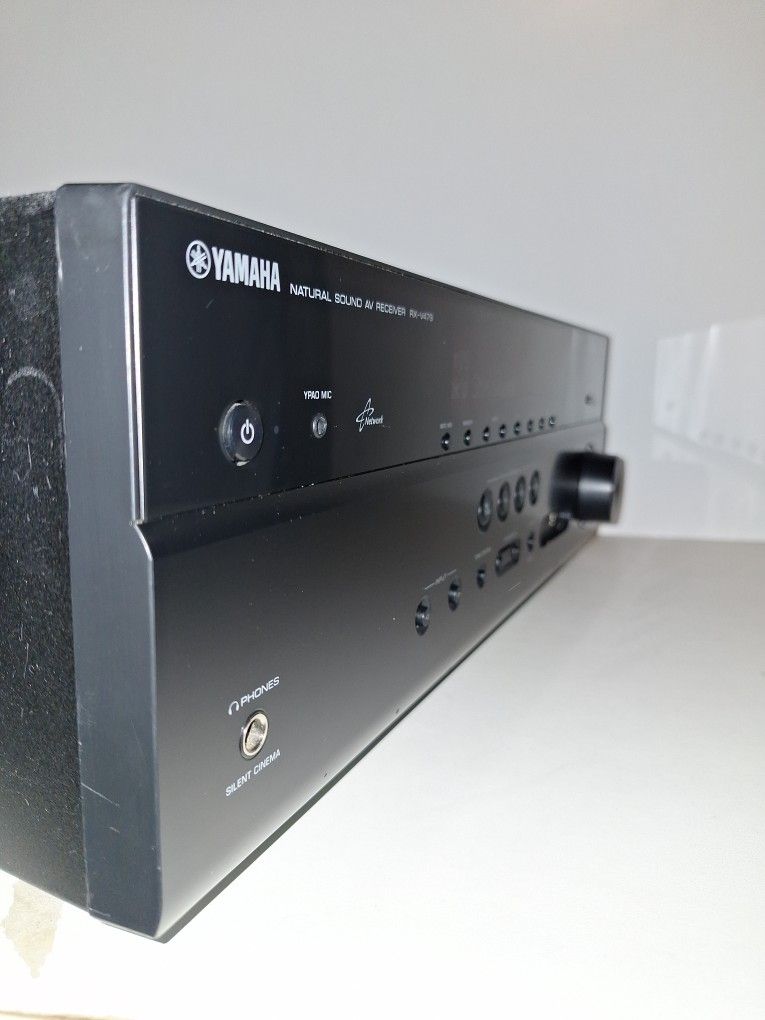 Yamaha RX-V479 5.1 Channel 4K Ultra HD AV Bluetooth Home Theater Stereo Receiver