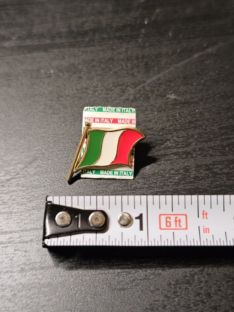 Italian Flag Pin
