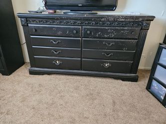 Solid wood 6 drawer dresser