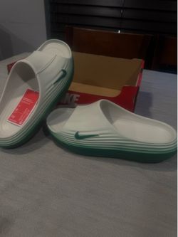 New Nike ReactX Rejuven8 Slides - Men’s Size 9