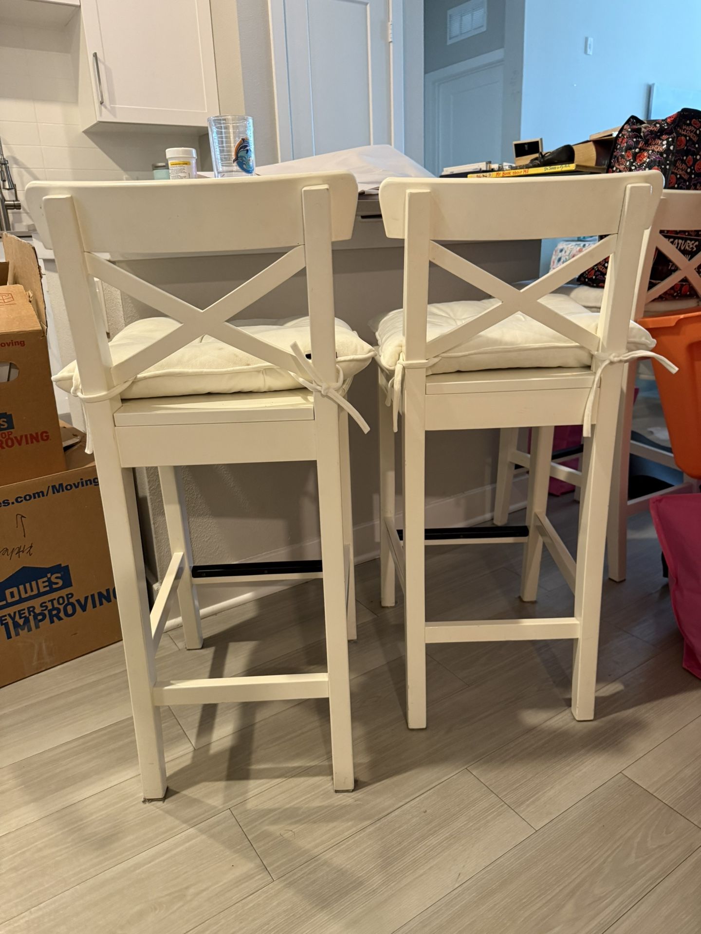Set Of 4 Barstools $100