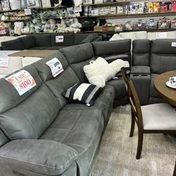 Gilman Creek 6-piece Power Reclining Sectionals with built-in storage consoles