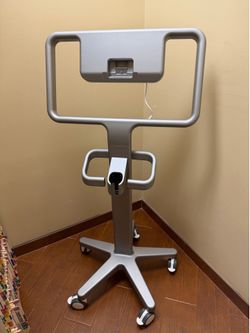 Itero Element Stand